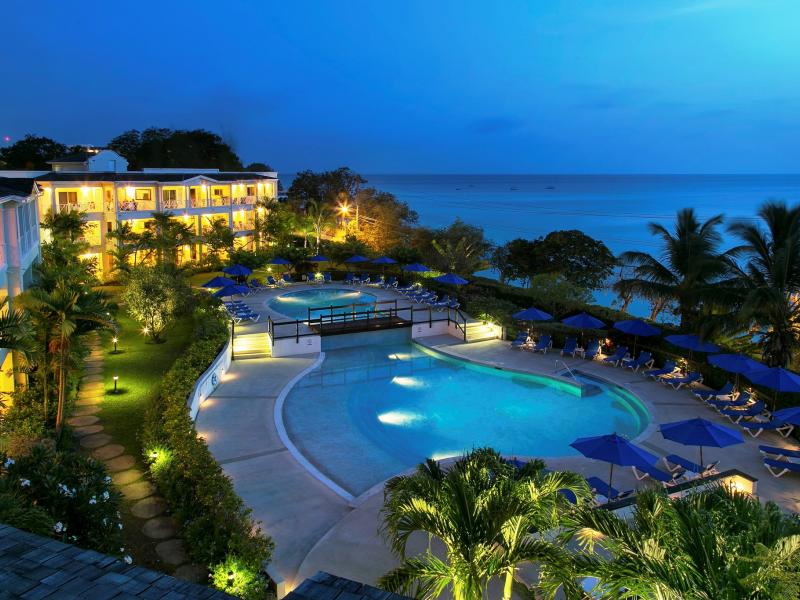 Beach View Hotel Barbados , Paynes Bay , West Coast Barbados  