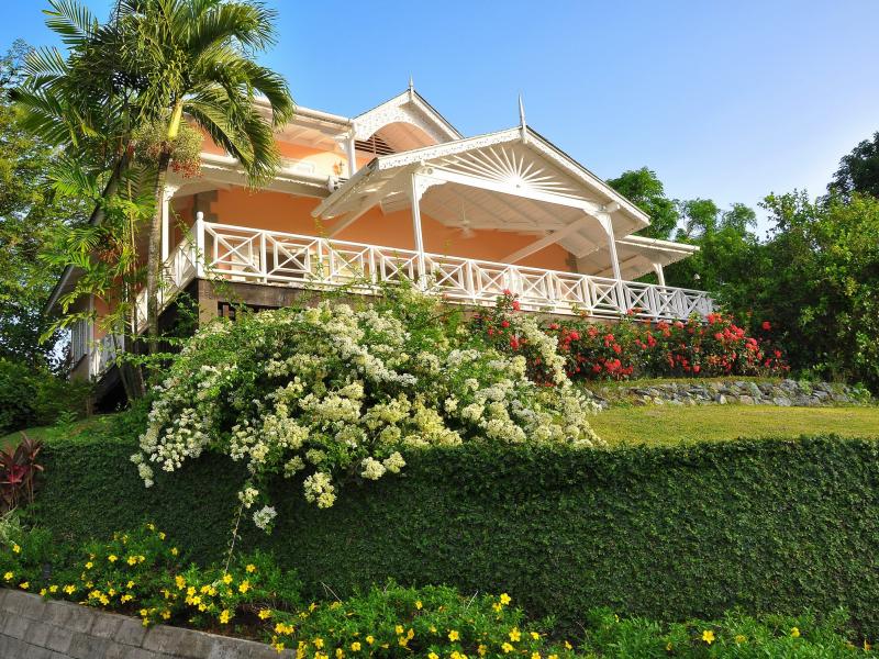 Plantation Beach Villas , Stonehaven Bay  