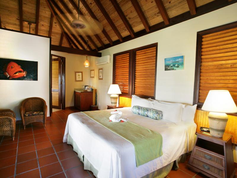 Palm Island Resort  , Palm Island  